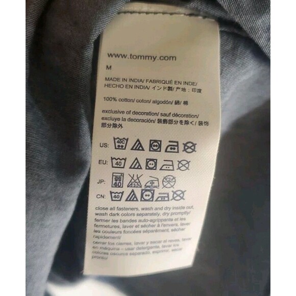 Tommy Hilfiger Denim 100% Cotton Blue Polka Dot Button Down Shirt Size Medium - Picture 7 of 9